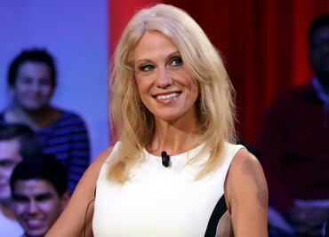 Asesora de Trump pide al público comprar marca de ropa de Ivanka