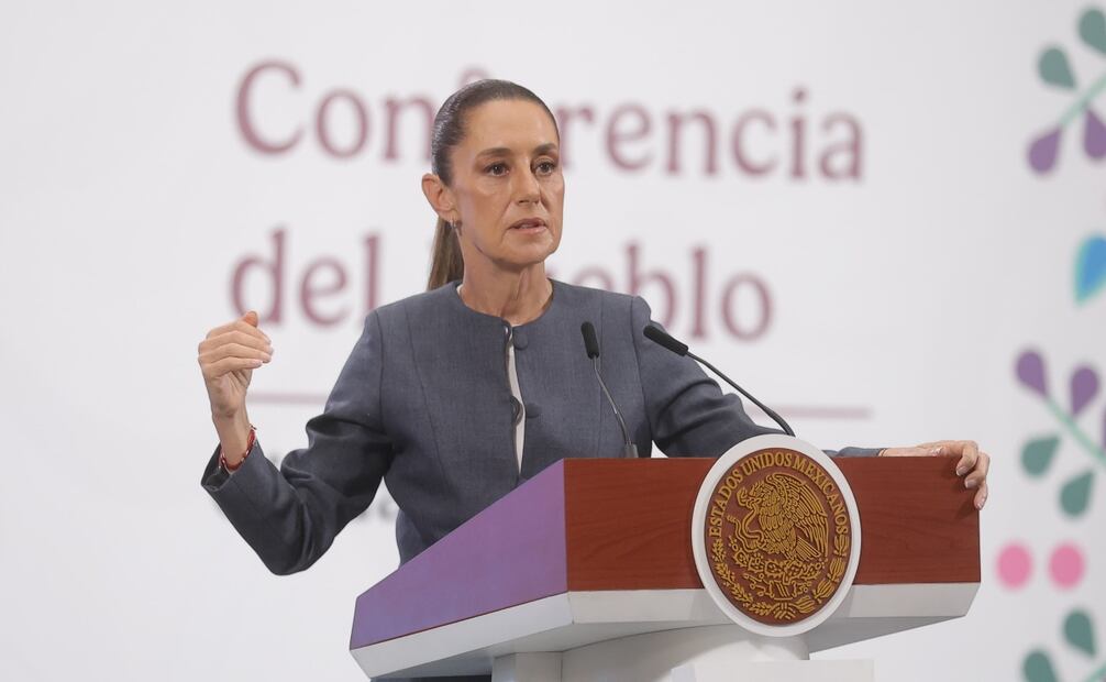 Ante los actos violentos de la Coordinadora Nacional de Trabajadores de la Educación (CNTE) ocurridos en los últimos días, la presidenta Claudia Sheinbaum reprobó la manera en que han actuado, "nunca hemos estado de acuerdo con la violencia y estas afectaciones" y aseguró que no van a caer en la provocación. Foto: Gabriel Pano