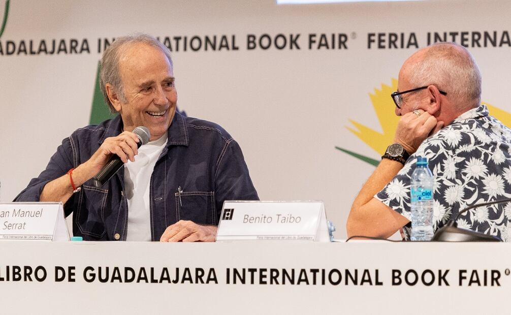 El cantante Joan Manuel Serrat en la FIL Guadalajara. Foto: Hugo Salvador/EL UNIVERSAL.