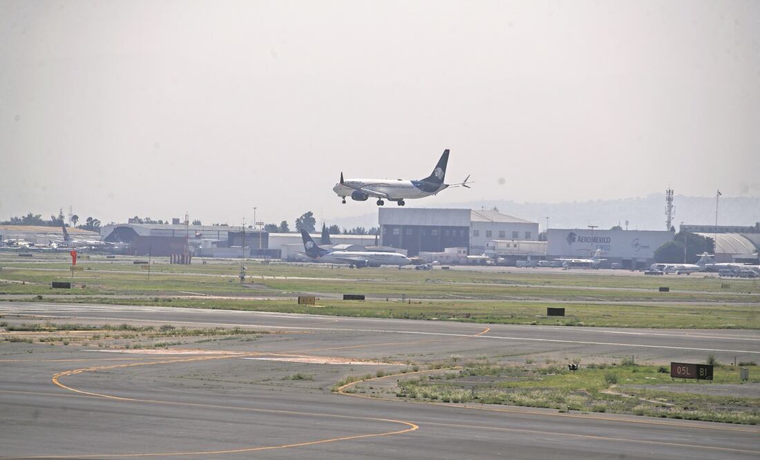 El pasado 5 de mayo, IFALPA emitió un boletín en el que alertó a pilotos sobre algunos “incidentes” al aterrizar en el aeropuerto capitalino. Foto: Archivo/ EL UNIVERSAL