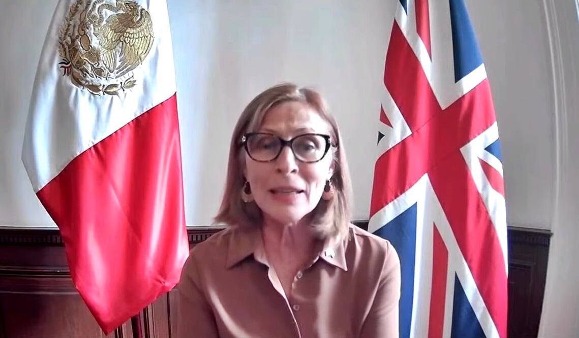 Tatiana Clouthier informó el inicio de las negociaciones para un nuevo tratado de libre comercio entre México y Reino Unido. Foto: tomada de video