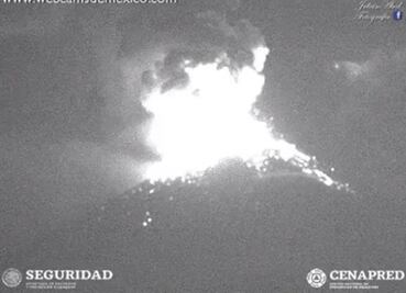 Se registra erupción en el Popocatépetl
