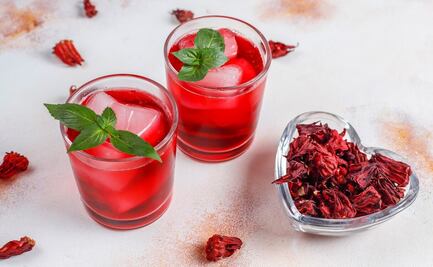 Cómo tomar agua de jamaica para desinflamar el estómago