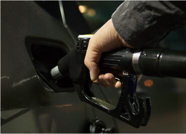 Hacienda reduce estímulo fiscal al diésel; transportistas tendrán menor subsidio