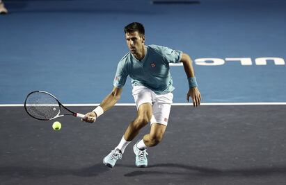 Novak Djokovic debuta con triunfo en Abierto Mexicano