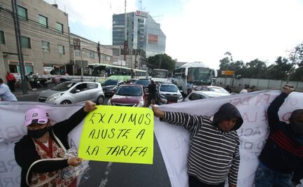 Policías empiezan a replegar bloqueos de transportistas 