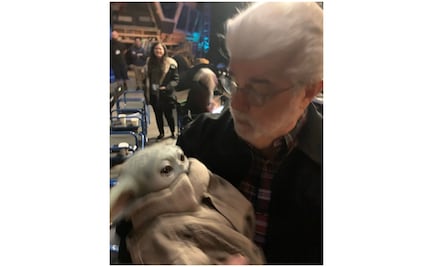 El día que George Lucas conoció a Baby Yoda en "The Mandalorian"