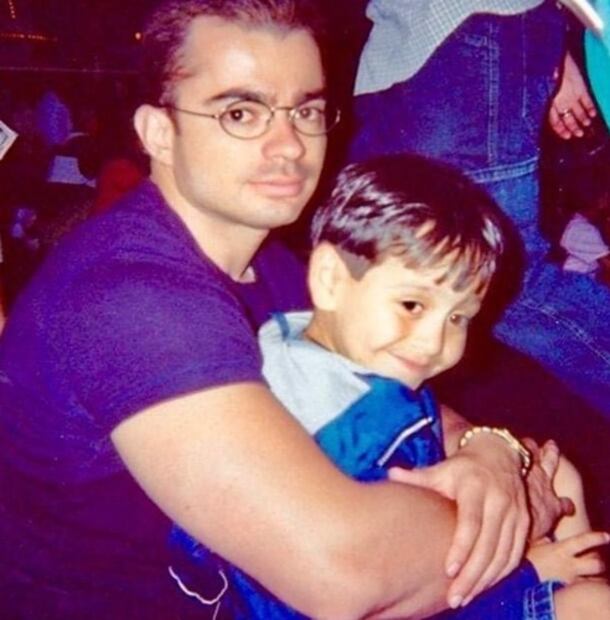 Para el hijo de Maribel Guardia, Marco fue como un segundo padre; así lo expresaba en redes sociales. Foto: Instagram