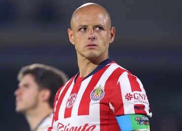 Chicharito Hernández podría debutar en el Apertura 2025 contra Cruz Azul; volvió a ser convocado en Chivas