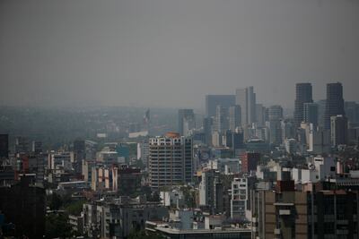 Semarnat pide medidas de mayor alcance ante contingencia