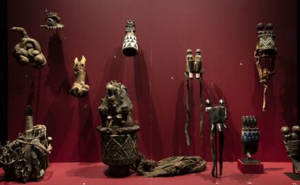 Francia plantea restituir colecciones de arte africano a sus países de origen