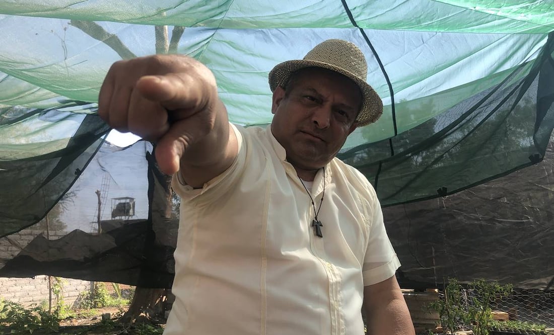 El clérigo rechazó la propuesta del gobernador de dejar la sotana y hacer política porque eso sería “hacernos parte del cáncer social”. Foto: Carlos Arrieta/EL UNIVERSAL