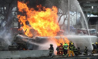 Explota pipa en Puente de la Concordia 