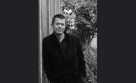 Lamento la situación de los periodistas en México: Emmanuel Carrère