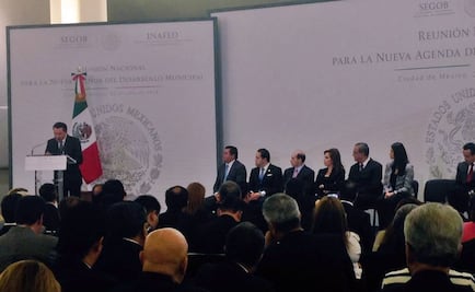 Osorio Chong condena asesinatos de alcaldes