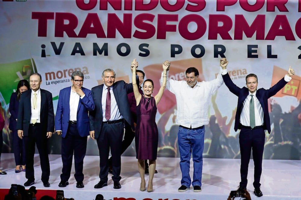 Cuatro de cinco corcholatas reconocieron anoche el triunfo de Claudia Sheinbaum en el proceso interno de Morena y aliados. Marcelo Ebrard no acudió al acto. Foto: Diego Simón / El Universal