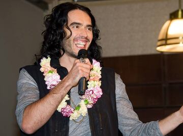 El actor Russell Brand es acusado de violación, agresiones sexuales y maltrato emocional