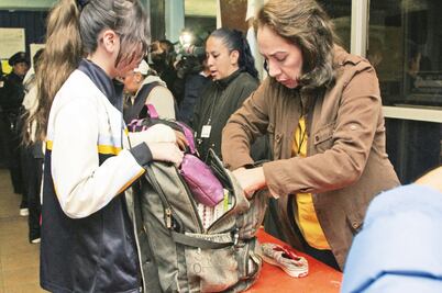 Lanza SEP plan contra armas en escuelas