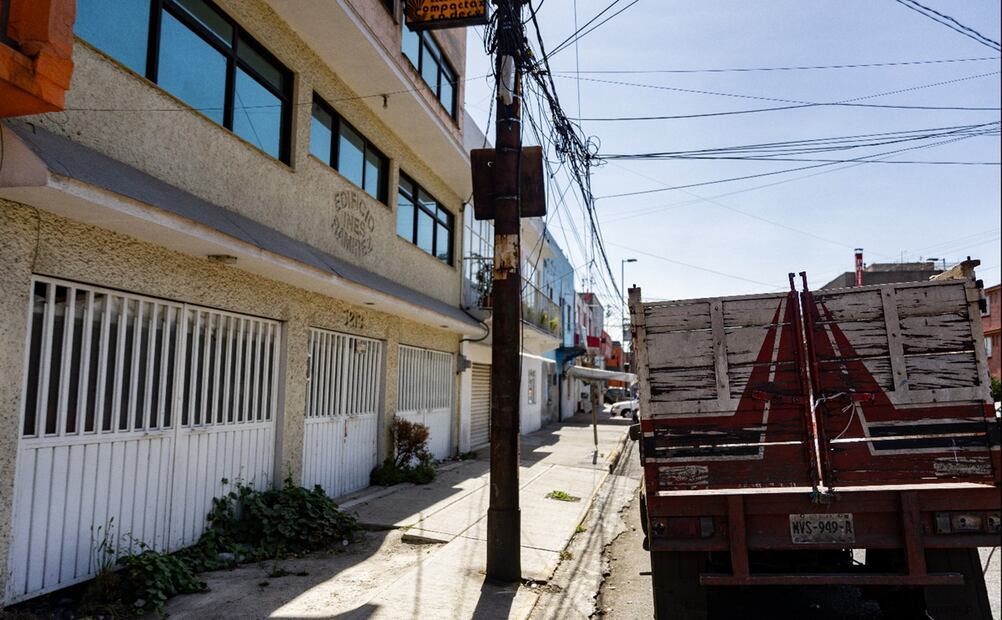 Urzúa Venegas informó de tres inmuebles posiblemente relacionados con la extracción de combustible y ligados a dicha infraestructura. Foto: Hugo Salvador/EL UNIVERSAL