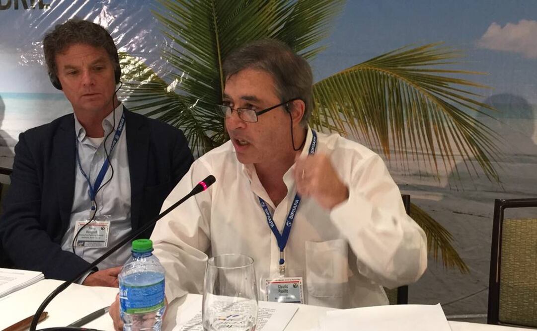 Paolillo agregó, que no debe haber una ley específica para medios de comunicación, sino que estos monopolios y oligopolios tienen que ser combatidos por leyes generales antimonopólicas para todas las actividades económicas (FOTO: SIP)