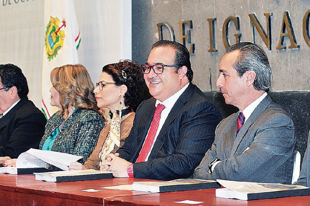 El evento se celebró en el patio central de Palacio de Gobierno (ESPECIAL)