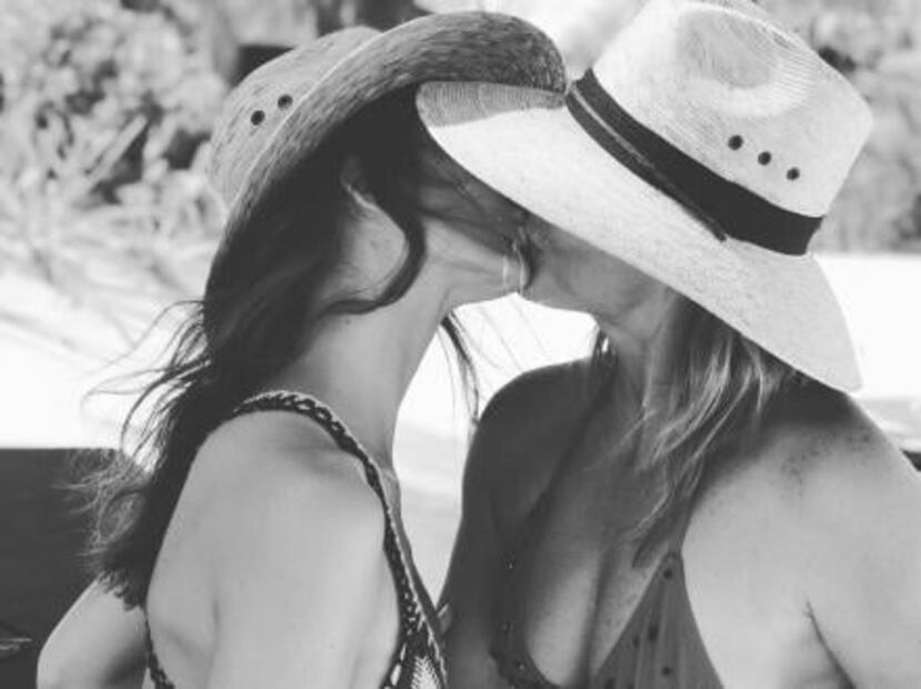 Montserrat Oliver posa en bikini