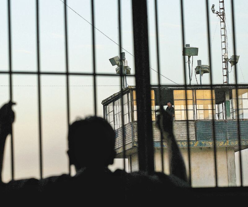 Para no aislarse, algunos reos se ven obligados a ser parte de peleas. Foto/ARCHIVO EL UNIVERSAL