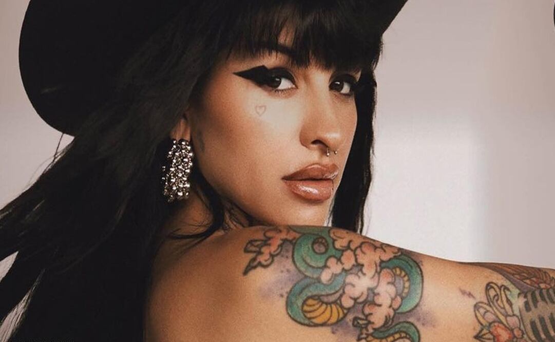 La cantante mostró su lado más sensual y presumió su embarazo. Foto: Playboy