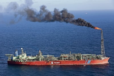 Anticipan reducción en exportaciones de crudo ligero en 2018