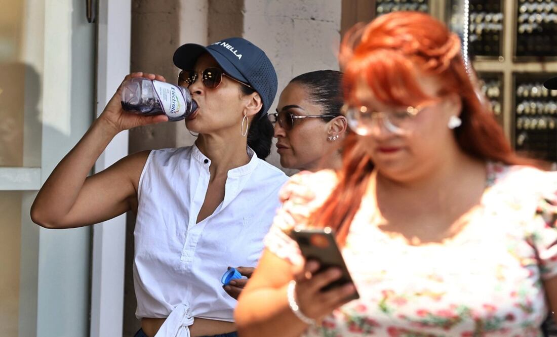La SGIRPC activó la Alerta Amarilla por pronóstico de temperaturas altas para el miércoles en ocho alcaldías de la capital. Foto: Berenice Fregoso/EL UNIVERSAL (1 de abril de 2025)