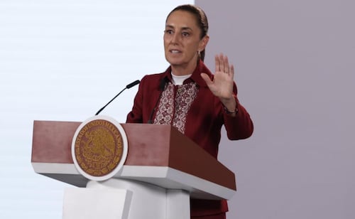 Sheinbaum alista ley de economía digital; busca reducir uso de efectivo