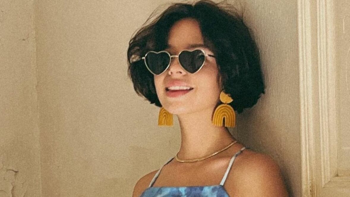 Atrévete a experimentar con tu cabello y lucir un peinado de ensueño esta temporada. Foto: instagram @angela_aguilar