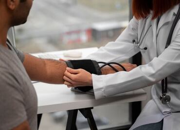 ¿Cómo se mide el colesterol y cuál es el mejor tratamiento según expertos?