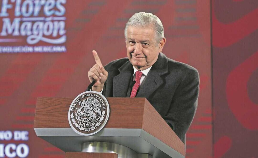 AMLO admite que su hijo trabaja en empresa vinculada a Daniel Chávez