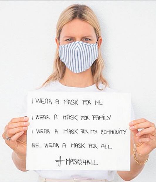 Hacen cubrebocas altruistas