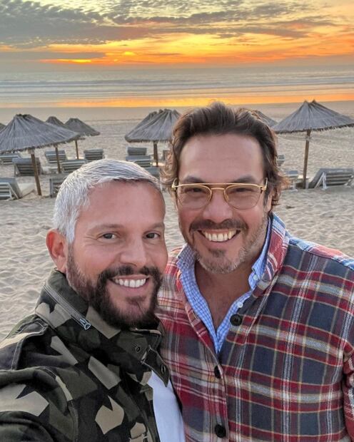 El novio de Rodner Figueroa rompió el silencio tras la salida del conductor de Telemundo