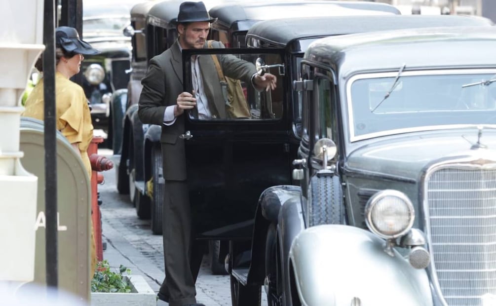 El actor Pedro Pascal filmó escenas de la película "De noche" en el cruce de las calles 5 de mayo e Isabel la Católica en el Centro Histórico de la Ciudad de México.
FOTO: Carlos Mejía/EL UNIVERSAL.