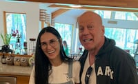 Bruce Willis es trasladado a una casa de reposo; su esposa revela lo difícil de la decisión. Foto: Demi Moore / IG