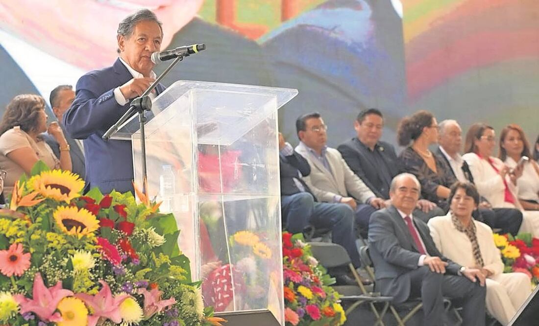 El senador de Morena, Higinio Martínez, afirmó que los mexiquenses exigen un cambio en el Estado de México. Foto: Especial