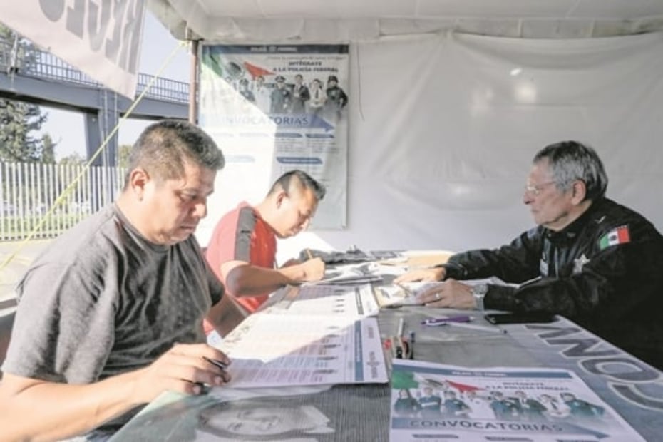Policías federales desconocen su futuro ante Guardia Nacional
