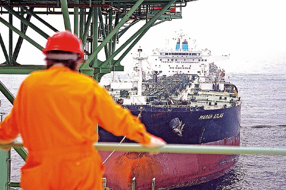 Es la primera vez en que Pemex participa en licitaciones de manera individual, y además esperando el socio que le va a tocar para desarrollar Trión. (FOTO: ARCHIVO EL UNIVERSAL)