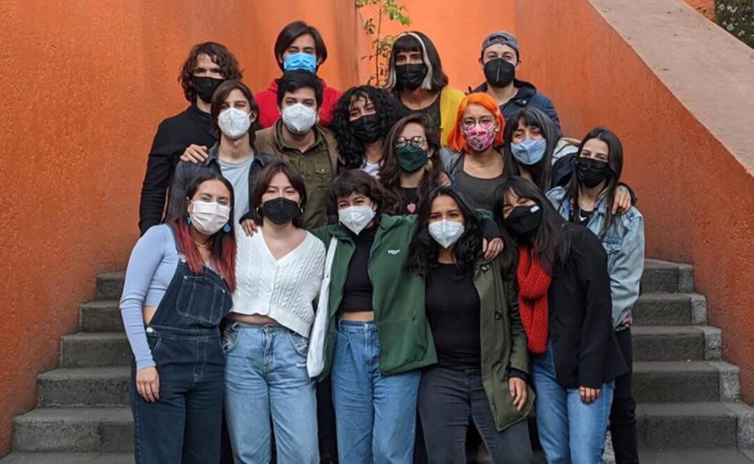 Instagram Centro de Capacitación Cinematográfica.