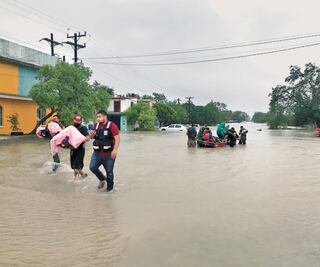 "Hanna" deja inundaciones en Tamaulipas y Nuevo León