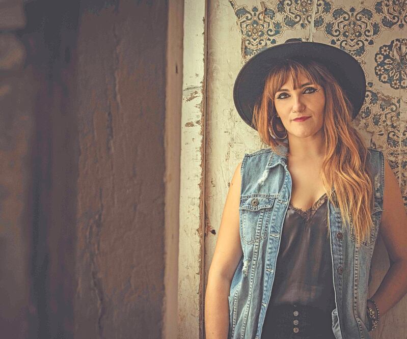 A la cantante la noticia la sorprendió hasta las lágrimas. “Estaba muy nerviosa y en cuanto oí mi nombre lloré”, explica. Foto: SONY MUSIC