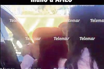 Senadora Sansores besa mano a AMLO y desata polémica en Campeche