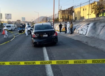 Persecución y balacera dejan un presunto ladrón muerto en la autopista México-Pachuca