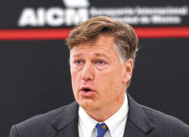 Embajador de EU urge a proteger cadena de producción y economía