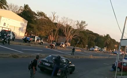 VIDEO: Enfrentamiento deja un policía muerto, un herido y tres detenidos en Medellín de Bravo, Veracruz