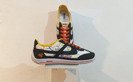 Lanzan edición especial de tenis para conmemorar los 50 años del Metro