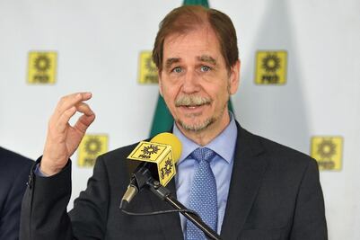 Es falso, nunca hubo convenios entre aspirantes: Basave